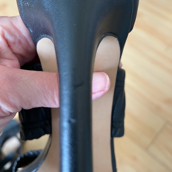 Vince Camuto Black Leather Kanitta High Heel Sandals, Sz 6. - Picture 6 of 7
